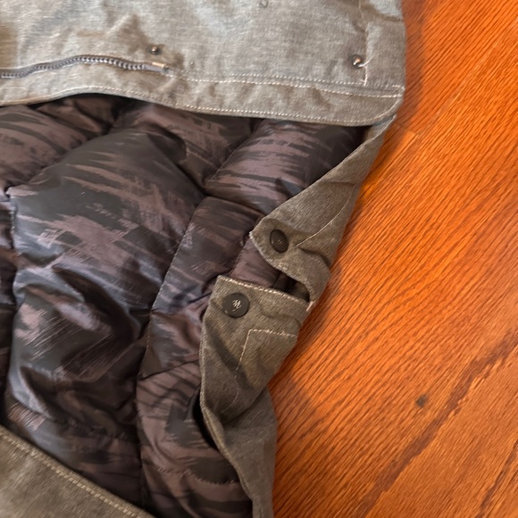 The North Face down Jacket - Picture 9 of 10